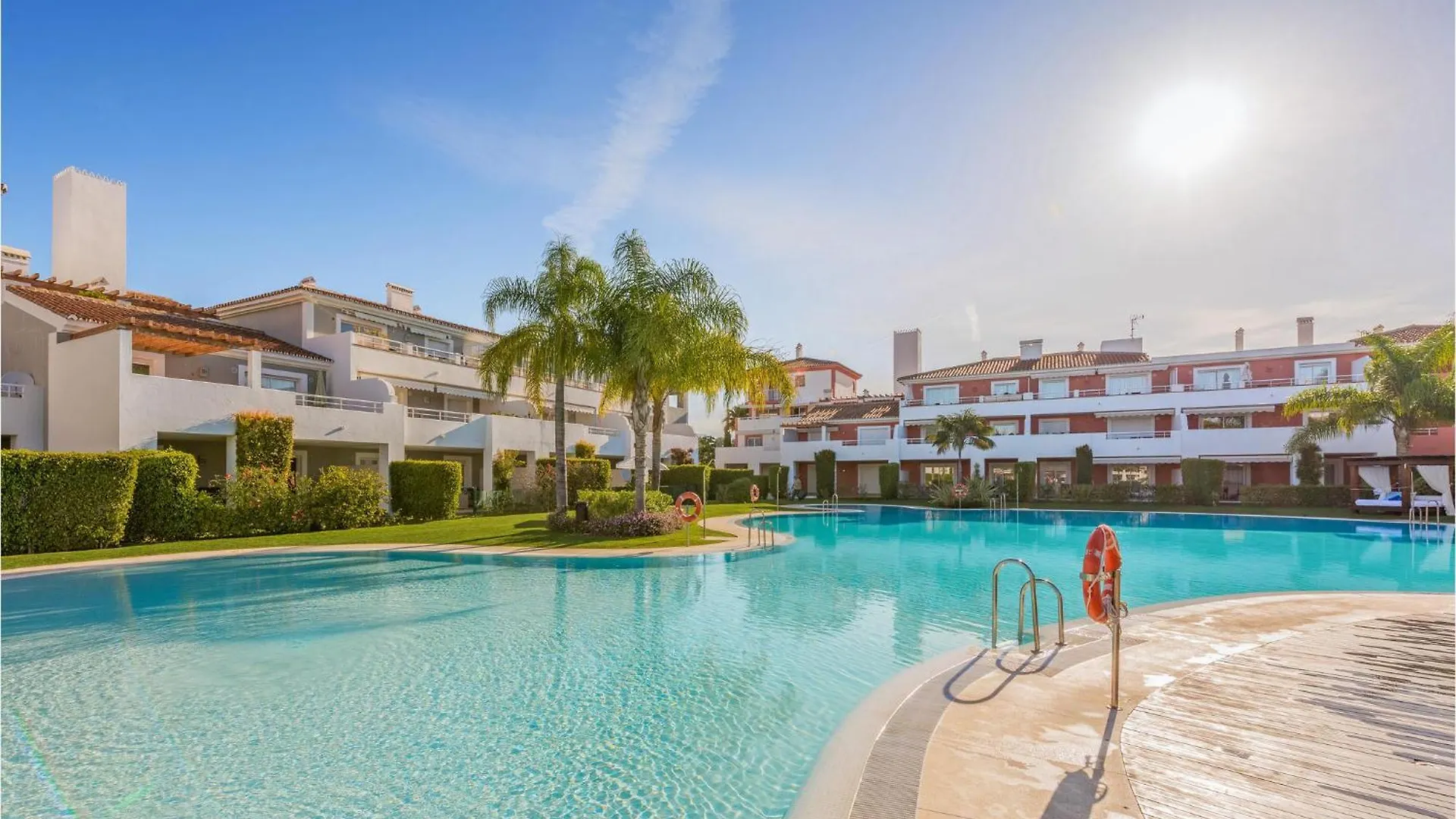 2 Bedroom Beautiful Apartment In Estepona 0*,