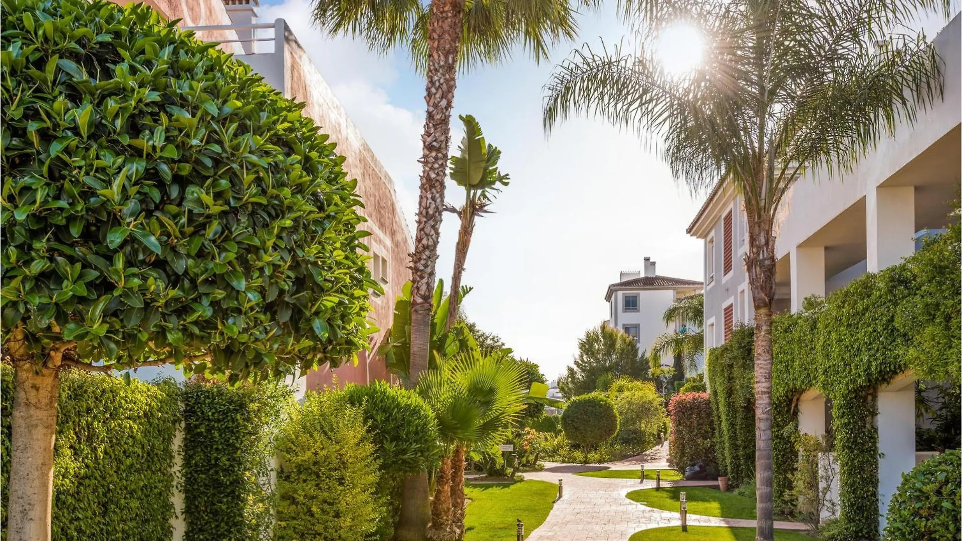 2 Bedroom Beautiful Apartment In Estepona Spanien